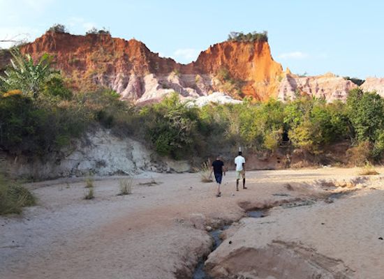 madagascar/mahajanga/attraction/cirque-rouge