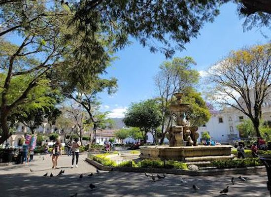 guatemala/antigua-guatemala/attraction/parque-central-de-antigua-guatemala