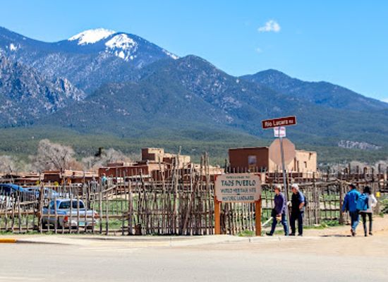 new-mexico/taos-ski-valley/attraction/taos-pueblo