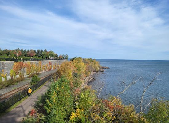 minnesota/lake-superior/attraction/leif-erikson-park