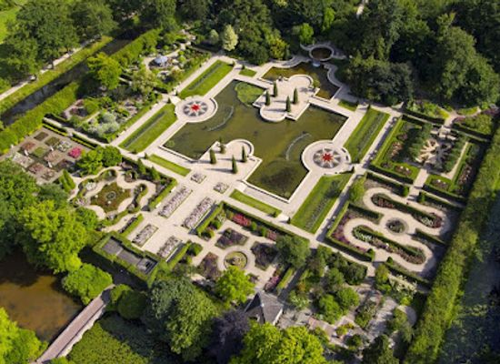 netherlands/limburg-province/attraction/castle-gardens-in-arcen