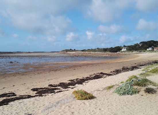 france/brittany-coast/attraction/the-beach-goas-treiz