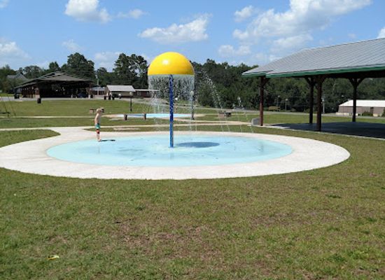 florida/florida-caverns-state-park/attraction/madison-street-park
