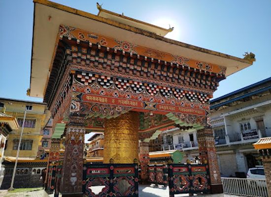 bhutan/pemagatshel/attraction/temple-mani-dunkhor