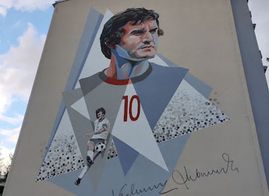 poland/gliwice/attraction/mural-wlodzimierza-lubanskiego