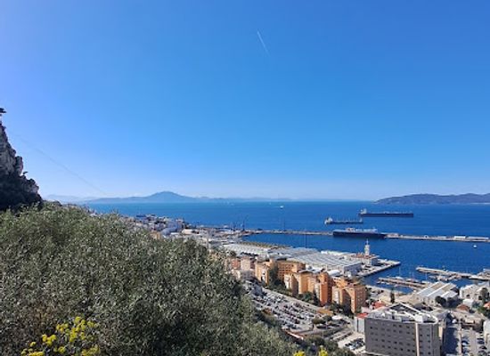 gibraltar/sandy-bay/attraction/union-jack-steps