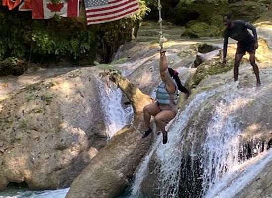 jamaica/runaway-bay/attraction/marvyn-s-paradise-tours