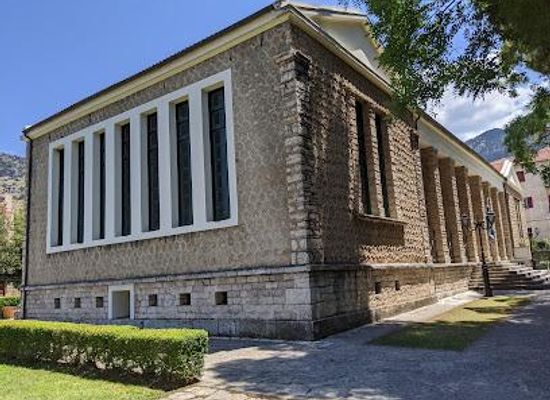 greece/western-greece/attraction/municipal-museum-of-kalavritan-holocaust