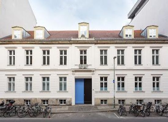 germany/berlin/attraction/kw-institute-for-contemporary-art