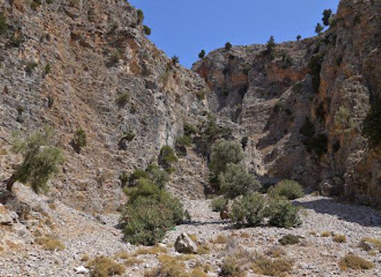 greece/crete/attraction/kamares-cave