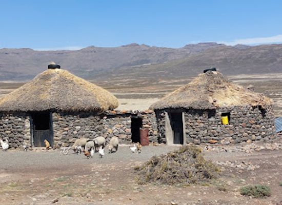 lesotho/afriski-mountain-resort/attraction/bellina-s-lesotho-village