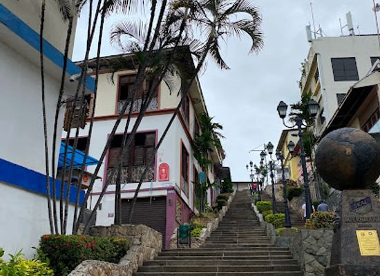ecuador/guayaquil/attraction/las-444-escaleras