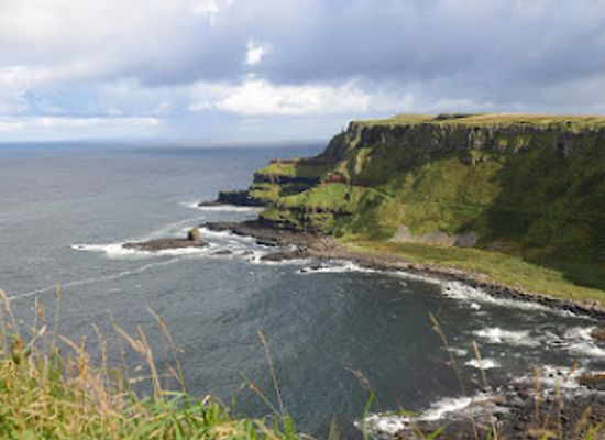 ireland/causeway-coastal-route/attraction/giant-s-causeway-blue-trail