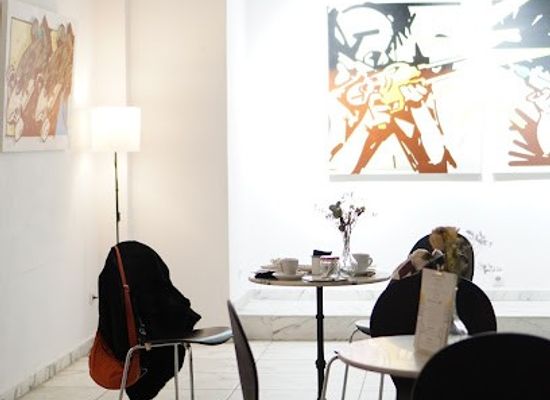 spain/madrid/salamanca/attraction/galeria-sara-caso-art-club