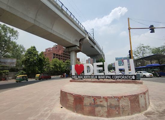 india/delhi/karol-bagh/attraction/i-love-delhi-installation-selfie-point-by-dsa