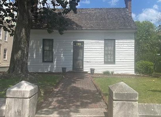 tennessee/hatchie-river-area/attraction/magevney-house