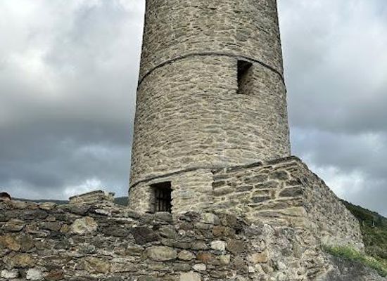italy/cinque-terre/attraction/ruins-of-doria-tower