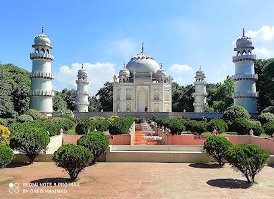 bangladesh/dhaka/attraction/banglar-taj-mahal