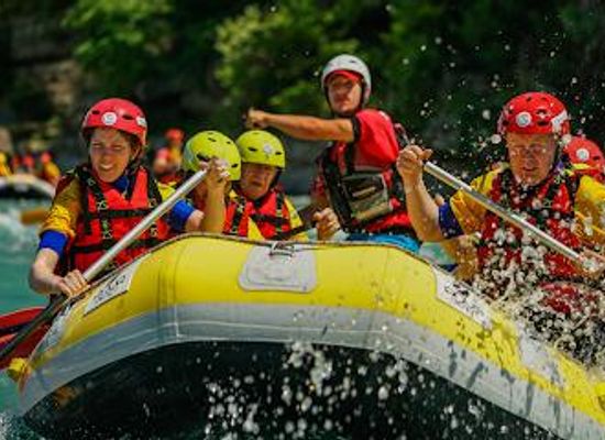 albania/berat/attraction/albania-rafting-group-tours