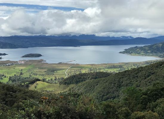 colombia/pasto/attraction/laguna-de-la-cocha