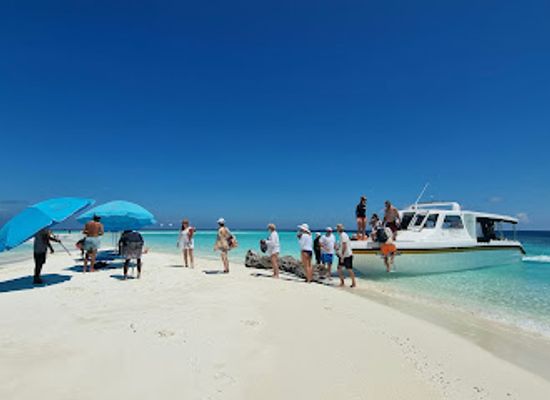 maldives/vaavu-atoll/attraction/oe-dhuni-finolhu