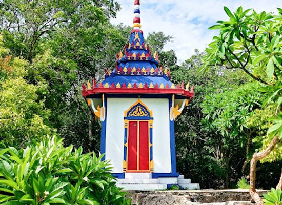 thailand/koh-phangan/attraction/wat-khao-tham