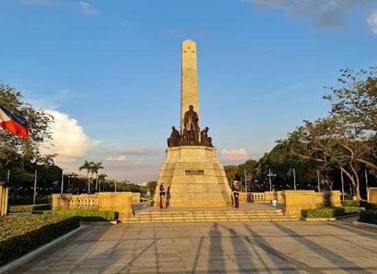 philippines/manila/attraction/rizal-park