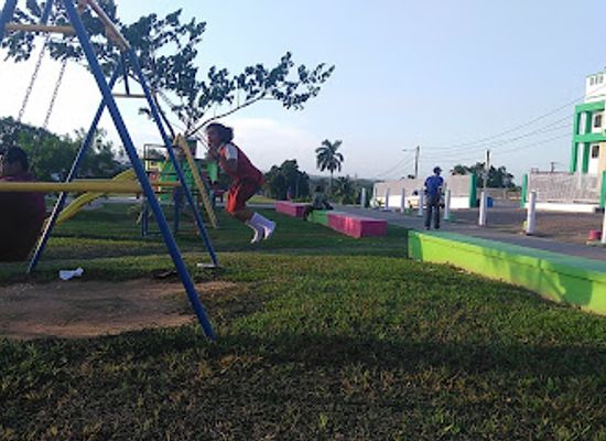 belize/san-ignacio/attraction/falcon-field-park
