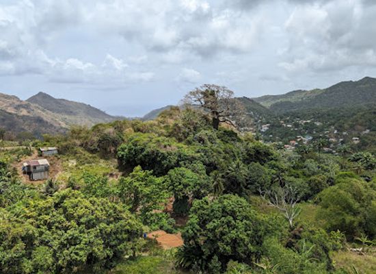grenada/saint-andrew/attraction/vendomme-viewpoint
