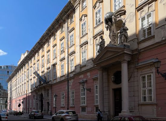 hungary/orseg-vendvidek/attraction/budapesti-fesztival-es-turisztikai-kozpont