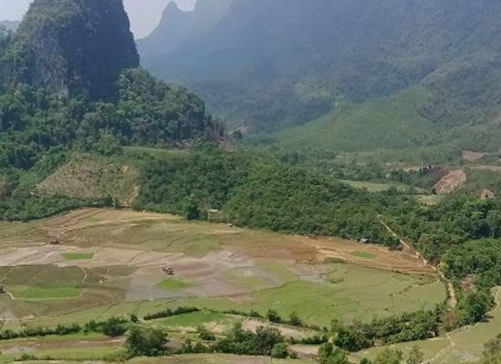 laos/phongsaly-province/attraction/peung-historical-caves
