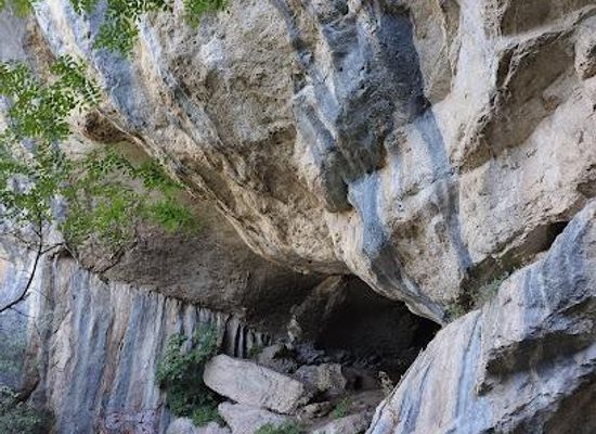 albania/durres/attraction/shpella-e-pellumbasit