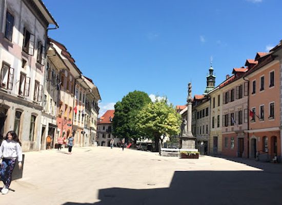slovenia/skofja-loka/attraction/skofjeloski-vodnjak