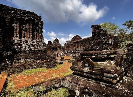 vietnam/hoi-an/attraction/hoi-an-food-tour