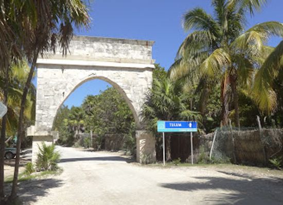 mexico/tulum/attraction/arco-maya