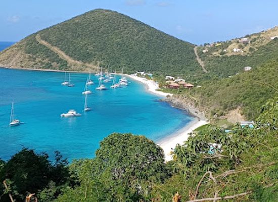 british-virgin-islands/peter-island/attraction/white-bay-beach