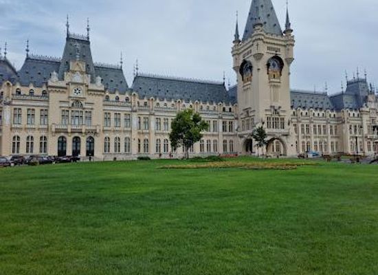 romania/iasi/attraction/palace-of-culture