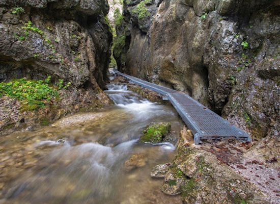 slovakia/dolina/attraction/janosikove-diery