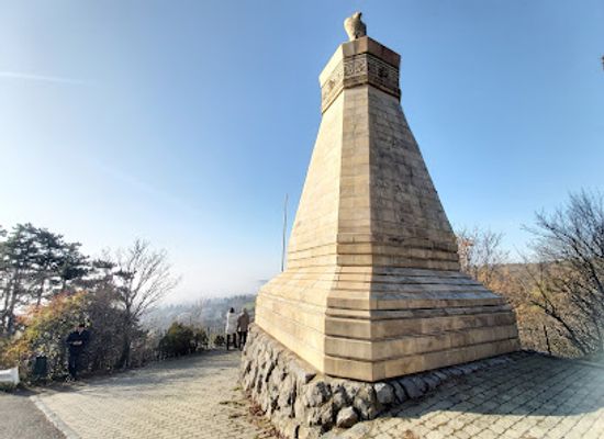 hungary/mecsek/attraction/french-memorial