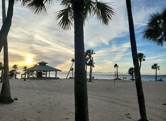 florida/tampa-bay-area/attraction/sunset-beach
