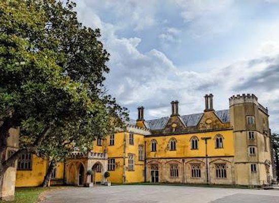 united-kingdom/gwent/attraction/arts-mansion