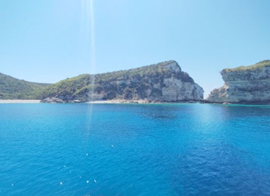 greece/paxos/attraction/justins-blue-bay