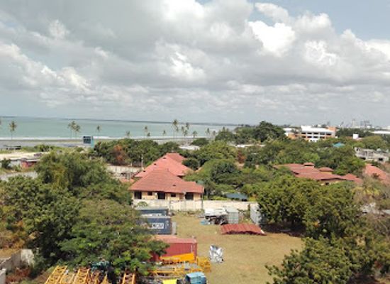 tanzania/dar-es-salaam/oyster-bay/attraction/oyster-pearl-galleria