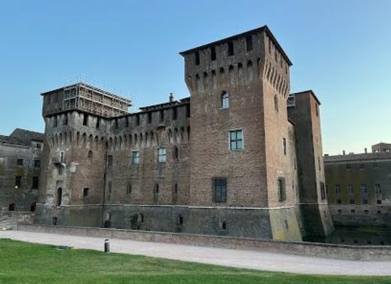 italy/emilia-romagna/attraction/castello-di-san-giorgio