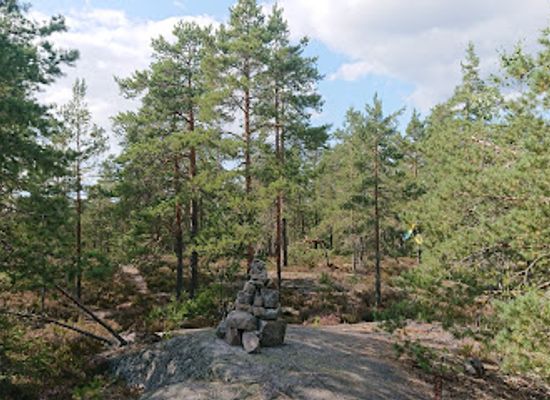 finland/nuuksio-national-park/attraction/espoo-s-highest-peak-mustavuori