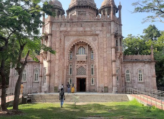 india/chennai/egmore/attraction/national-art-gallery-chennai