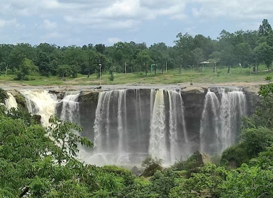 india/chhattisgarh/attraction/amritdhara-waterfall