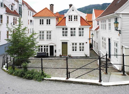 norway/bergen/nygardshoyden/attraction/bekketomten-2-15-1m