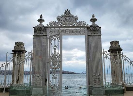 turkiye/istanbul/attraction/ciragan-palace