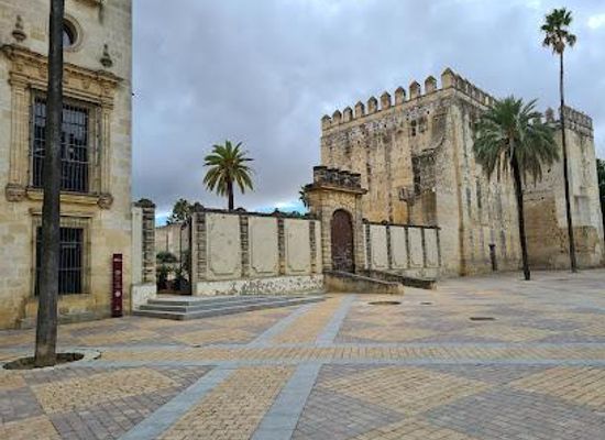 spain/cadiz/attraction/alcazar-de-jerez-de-la-frontera